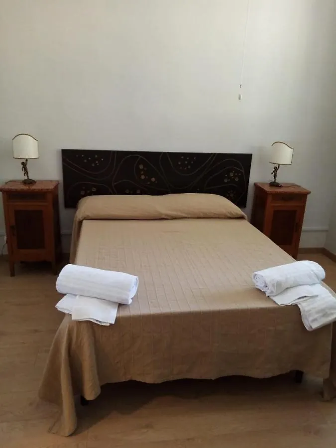 Bed and Breakfast Binario 5 Lucca Italia