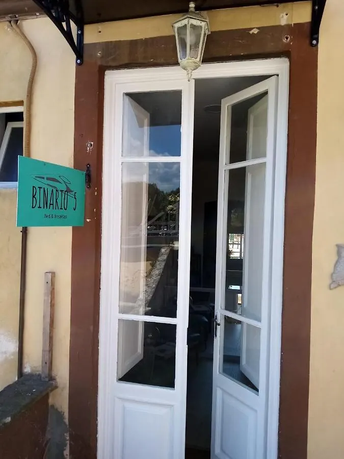 Bed and Breakfast Binario 5 Lucca Bed & Breakfast