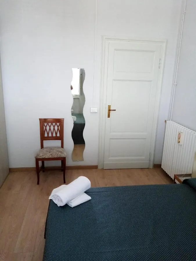 Binario 5 Bed & Breakfast Lucca