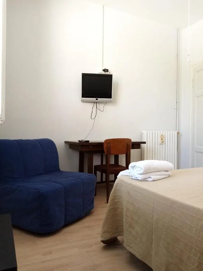 Binario 5 Bed & Breakfast Lucca 0*,